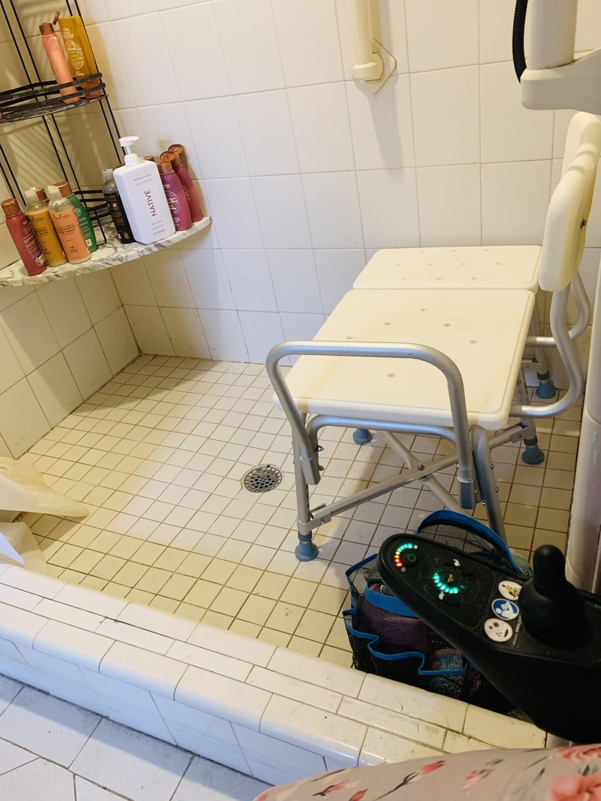 Lumex Bariatric Tub Transfer Bench, Heavy-Duty Shower & Bathtub Chair, Extra-Wide Seat, 600 lb. Limit customer photo 1