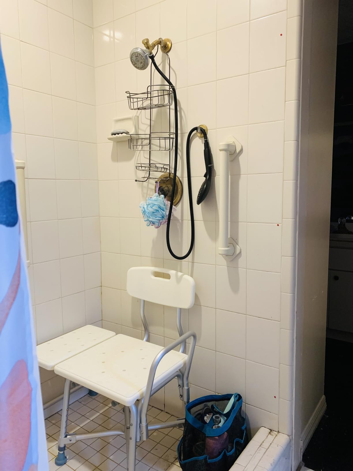 Lumex Bariatric Tub Transfer Bench, Heavy-Duty Shower & Bathtub Chair, Extra-Wide Seat, 600 lb. Limit customer photo 2