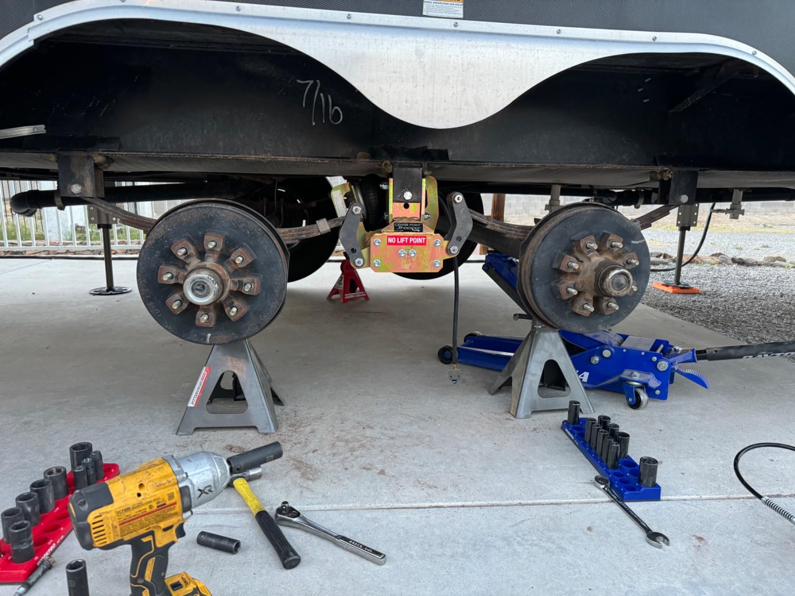 Lippert Center Point Air-Ride RV Suspension System with Tandem Axle Configuration for Road Shock/Vibration Absorption and Improved Braking Distance on Travel Trailers - 1565391 customer photo 2