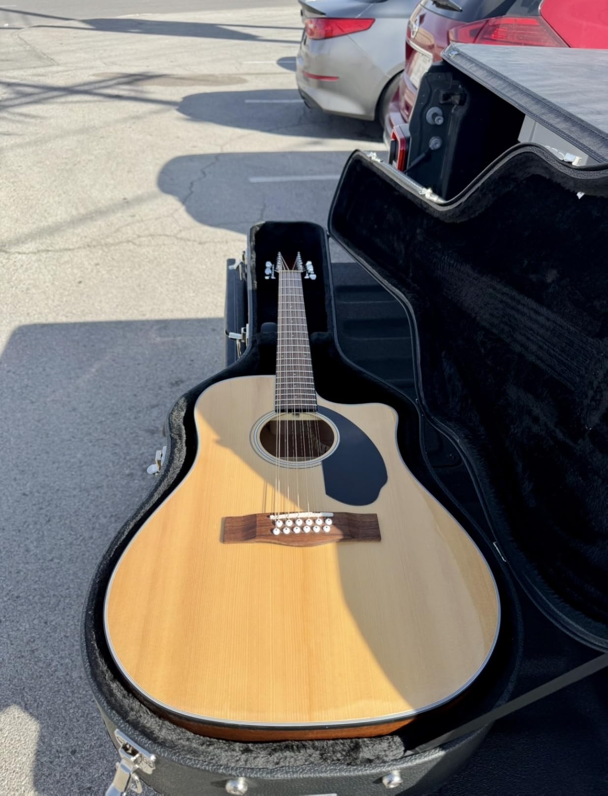 Fender Flat-Top Dreadnought Acoustic Guitar Case, with 1-inch Foam Padding, Guitar Accessories, Black customer photo 1