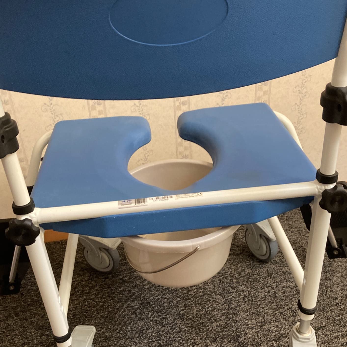 Drive Medical Bariatric Aluminum Rehab Shower Commode Chair, Blue customer photo 1