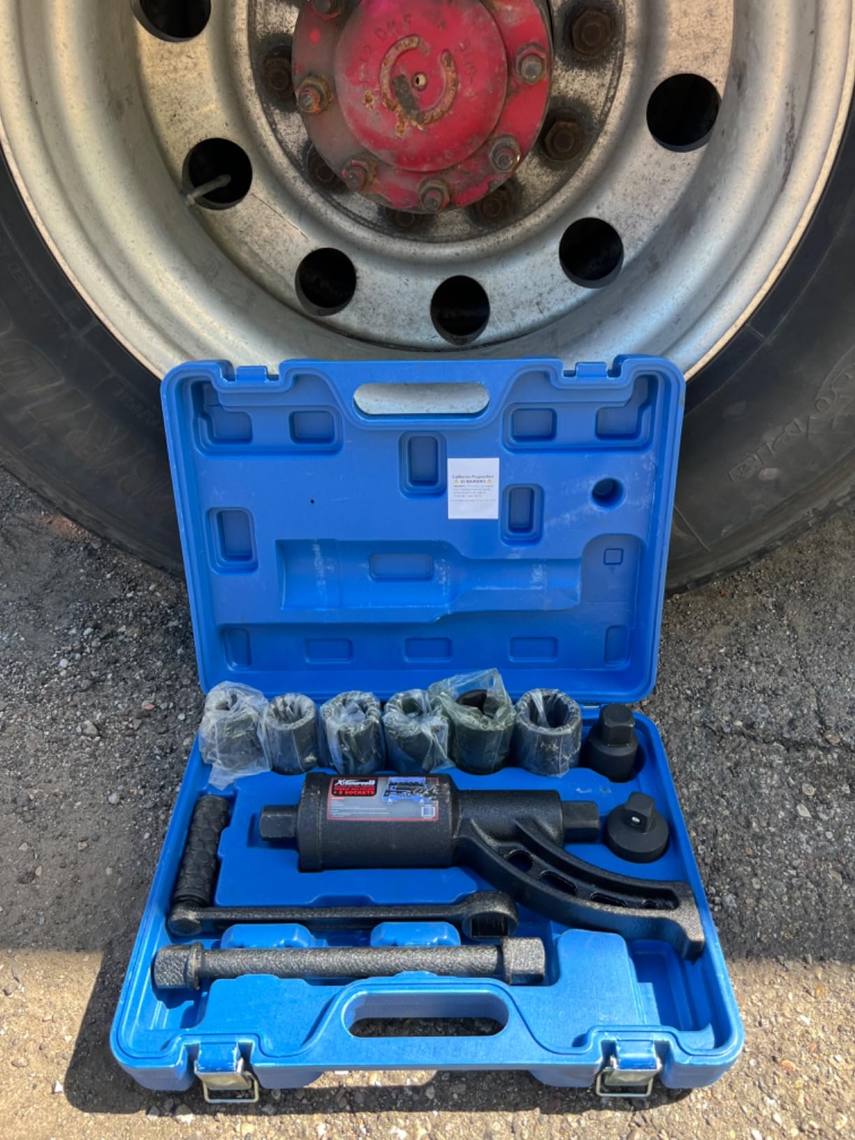 XtremepowerUS 8-Pieces Heavy Duty Torque Multiplier Wrench Labor Saving Lug Nut Wrench Torque Multiplier Cr-v Socket (24mm to 38mm) for Semi Truck & RVs w/Case customer photo 2