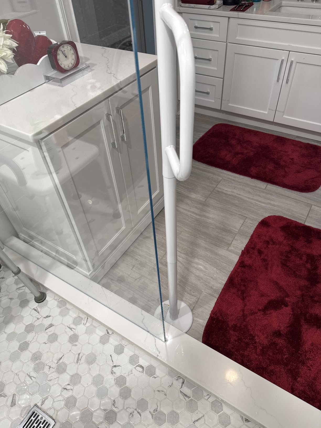 Stander Single Handle Non-Rotating Floor to Ceiling Grab Bar, No-Drill Tension Mounted Transfer Pole for Seniors, Bath Safety & Bedside Assist Rail for Home Standing Support & Fall Prevention, White customer photo 1