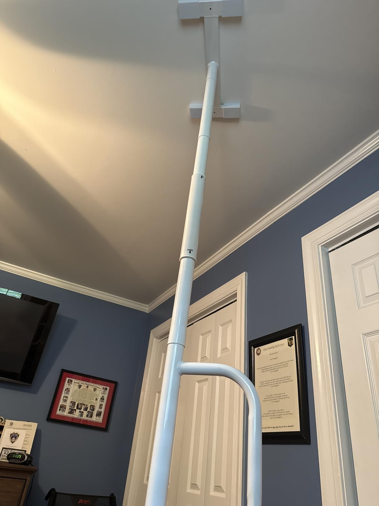Stander Single Handle Non-Rotating Floor to Ceiling Grab Bar, No-Drill Tension Mounted Transfer Pole for Seniors, Bath Safety & Bedside Assist Rail for Home Standing Support & Fall Prevention, White customer photo 2