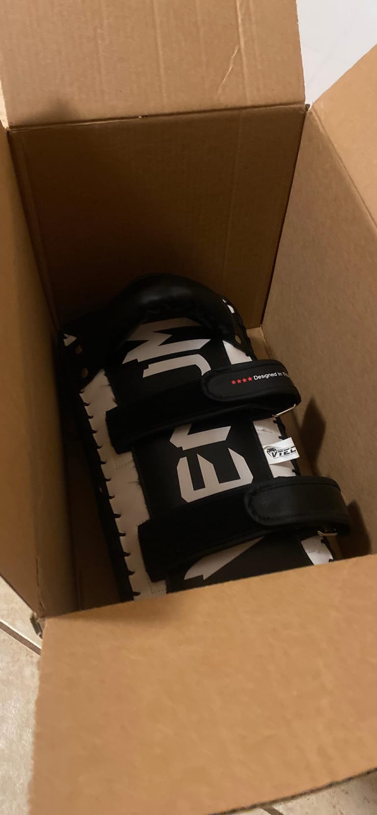 Venum Giant Kick Pads Pair customer photo 1