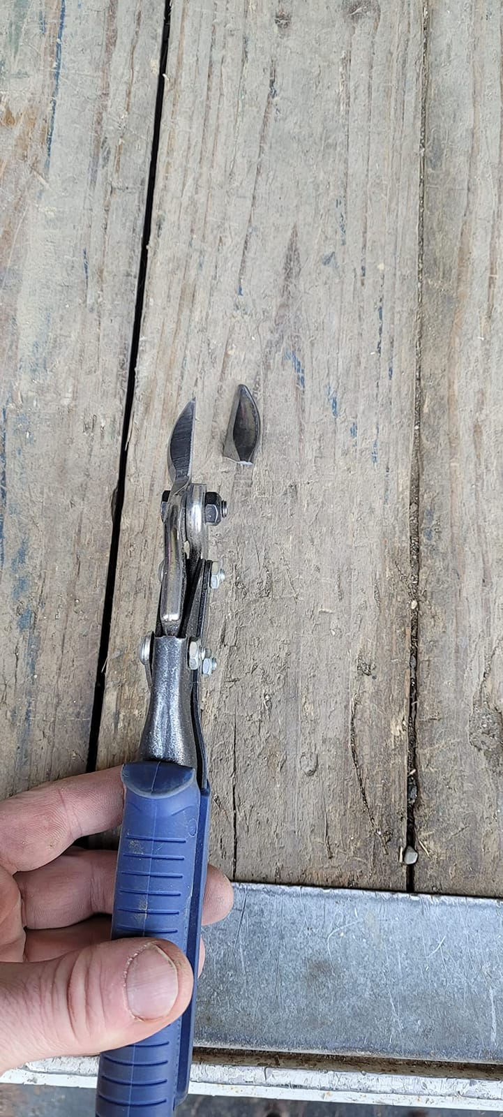 MIDWEST Bulldog Aviation Tin Snip - Straight Cut Regular Tinner Shears, Made in the USA - MWT-6716B customer photo 2