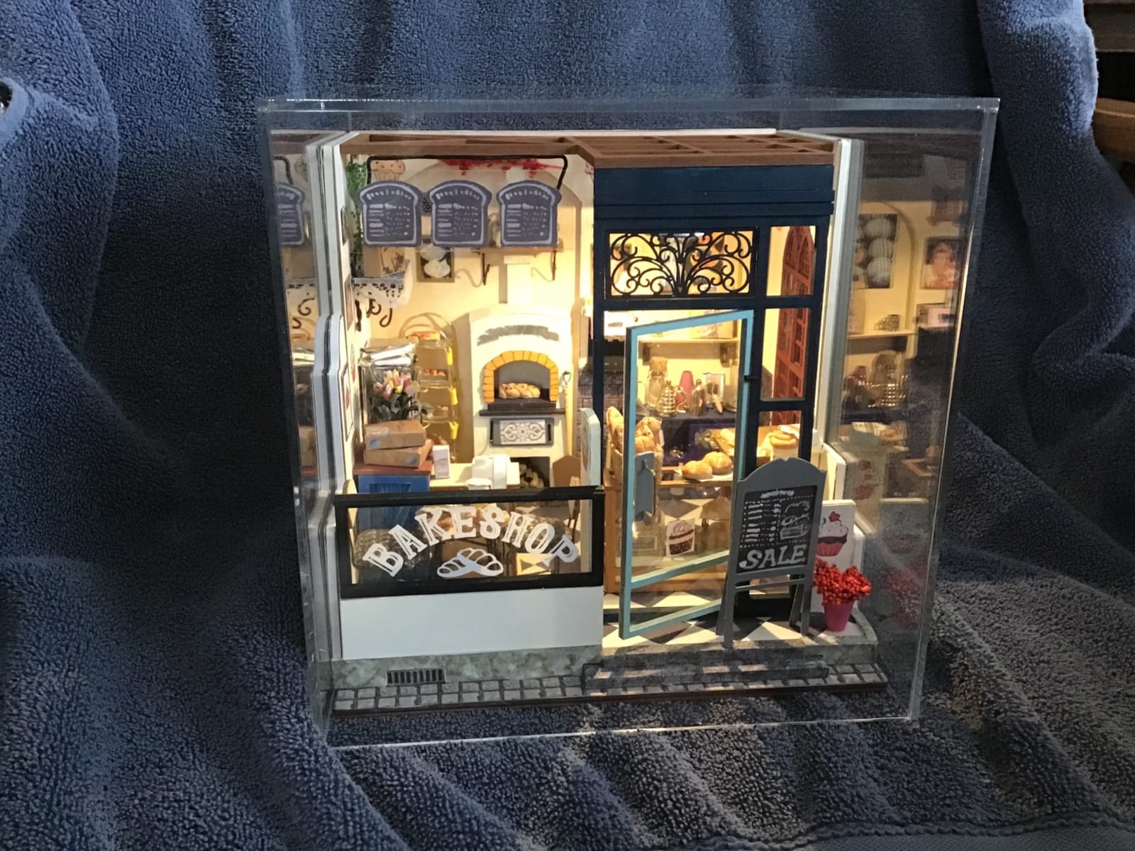 8 Inch One Piece Box Clear Acrylic Display with One Open Side No Lid Versatile One Piece Square Plexiglass Retail Product Riser or Merchandise Storage Bin No Assembly by Marketing Holders customer photo 1