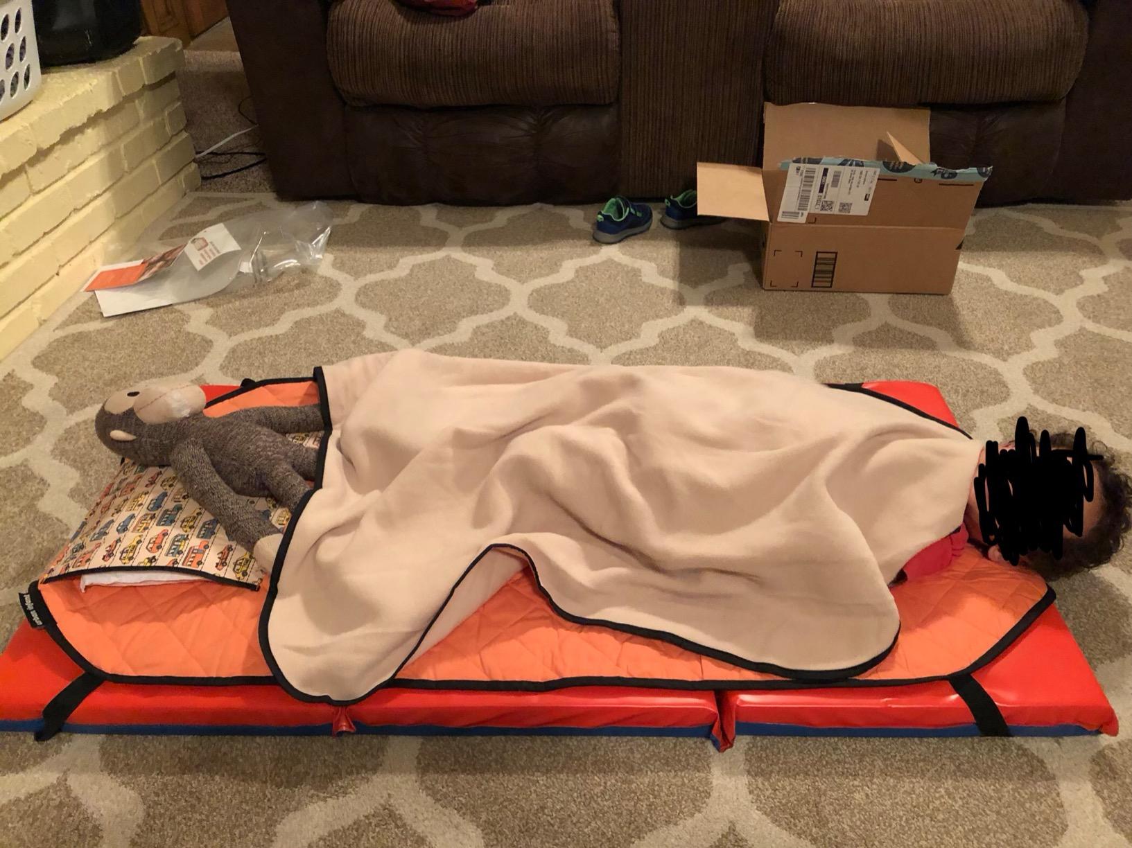 ECR4Kids Premium Folding Rest Mat, 3-Section, 2in, Sleeping Pad, Blue/Red customer photo 1