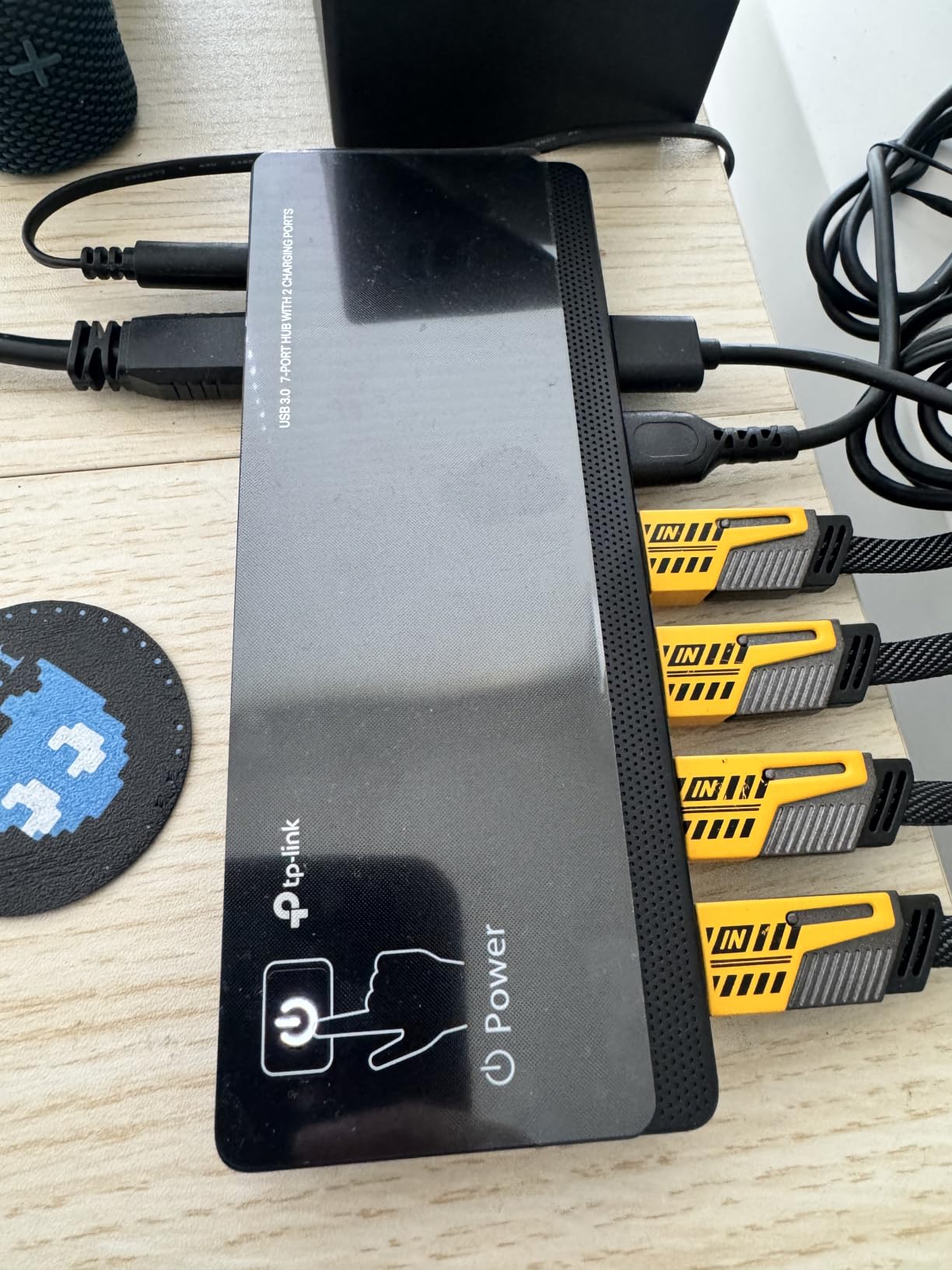 TP-Link Powered USB Hub 3.0 with 7 USB 3.0 Data Ports and 2 Smart Charging USB Ports, 12V/4A Power Adapter (UH720) customer photo 1