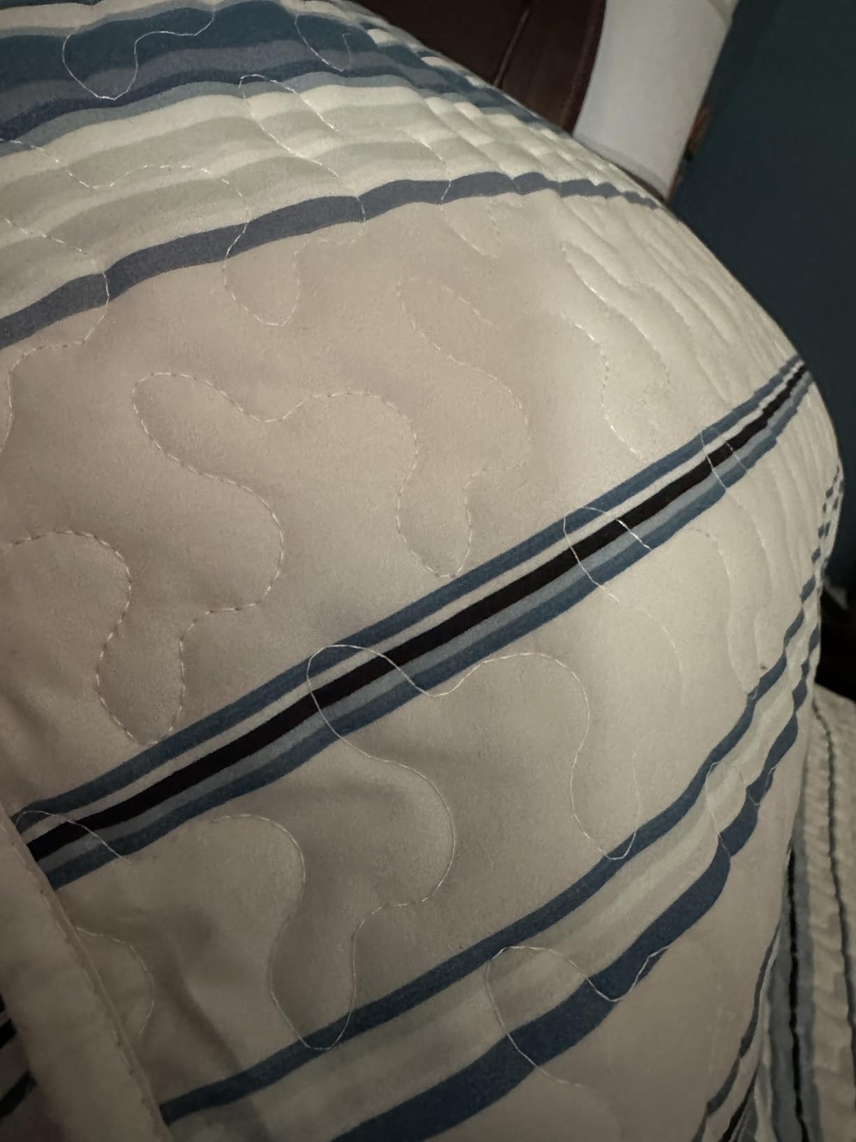 White Queen Quilt Bedding Set with 2 Pillow Shams, White Quilts Full Size | Lightweight Bedding Quilts Queen Size Bedspread, Oversized Quilted Coverlet Full Size Bed Spread, Southshore Fine Living, Inc customer photo 2