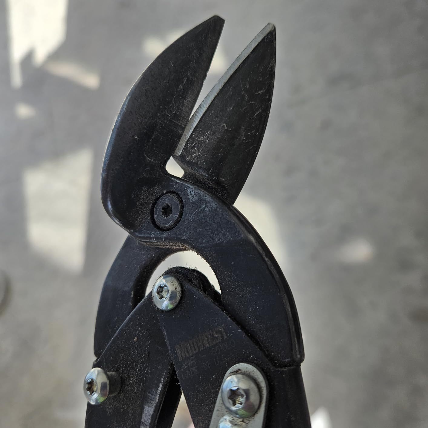 MIDWEST Blackout Aviation Snips, Left Cut Offset, Tin Snips customer photo 2