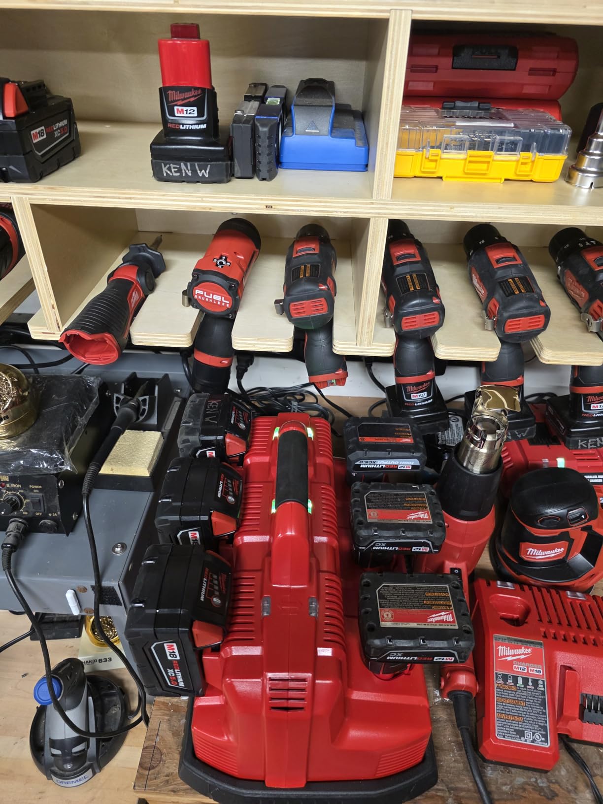 Milwaukee (MLW48591807) M12™ & M18™ Rapid Charge Station customer photo 2
