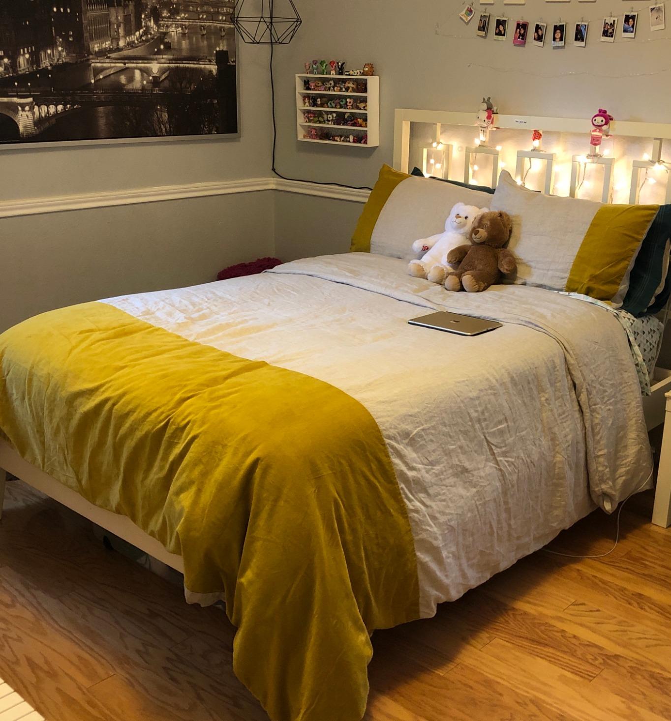 Linenspa White Down Alternative Comforter and Duvet Insert, for King Size Bed - All-Season Comforter with Box Stitch and 8 Duvet Loops - Bedding for Kids, Teens, and Adults customer photo 2