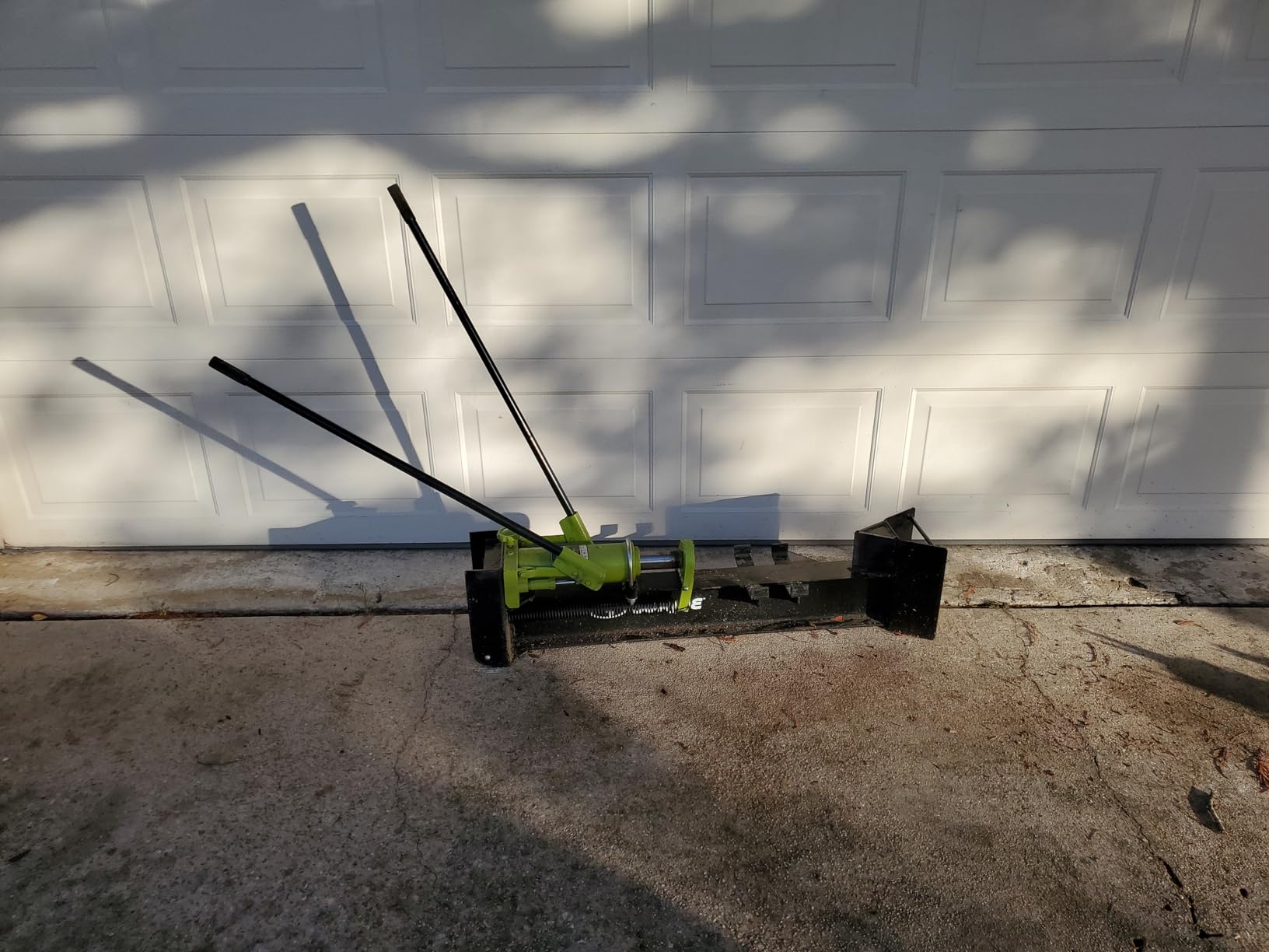 Sun Joe Cordless Manual Hydraulic Steel Beam Log Splitter, Portable and Compact, 10 Ton Capacity - Wood Splitting Machine and Equipment for Fireplace, Firewood, & Fire Stove Logs, LJ10M | Portable Compact Steel Beam Splitter for Fireplace, Firewood & Fire Stove Logs customer photo 1