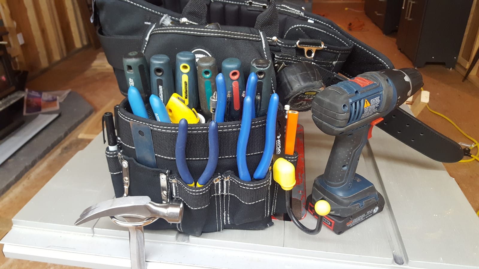 Gatorback B240 Professional Electrician Tool Belt Combo, Medium customer photo 1