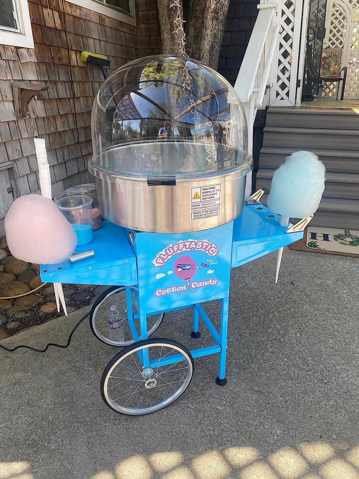 Great Northern Popcorn Flufftastic Cotton Candy Machine with Cart, Blue customer photo 1