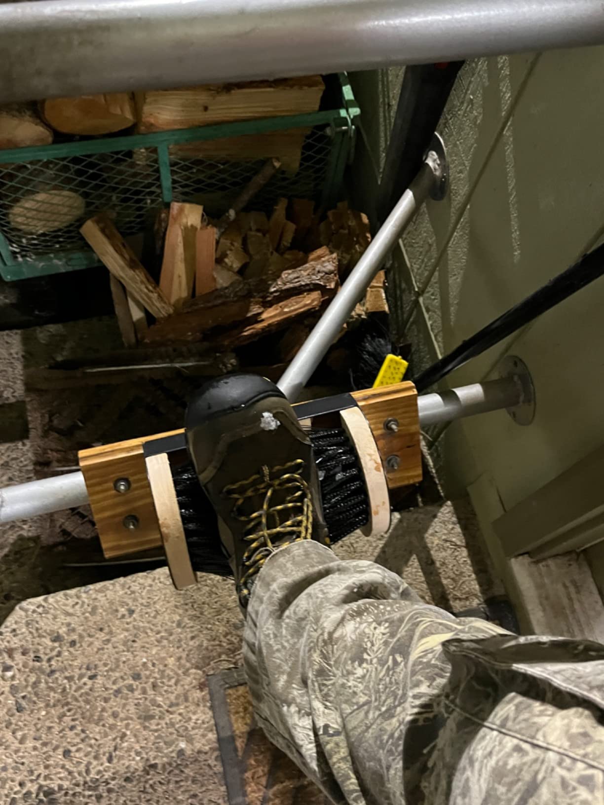 Heavy Duty Boot Cleaner Scrubber, for Mounted or Portable Use, Wood | Mr. Boot Cleaner Boot/Shoe Scraper customer photo 2