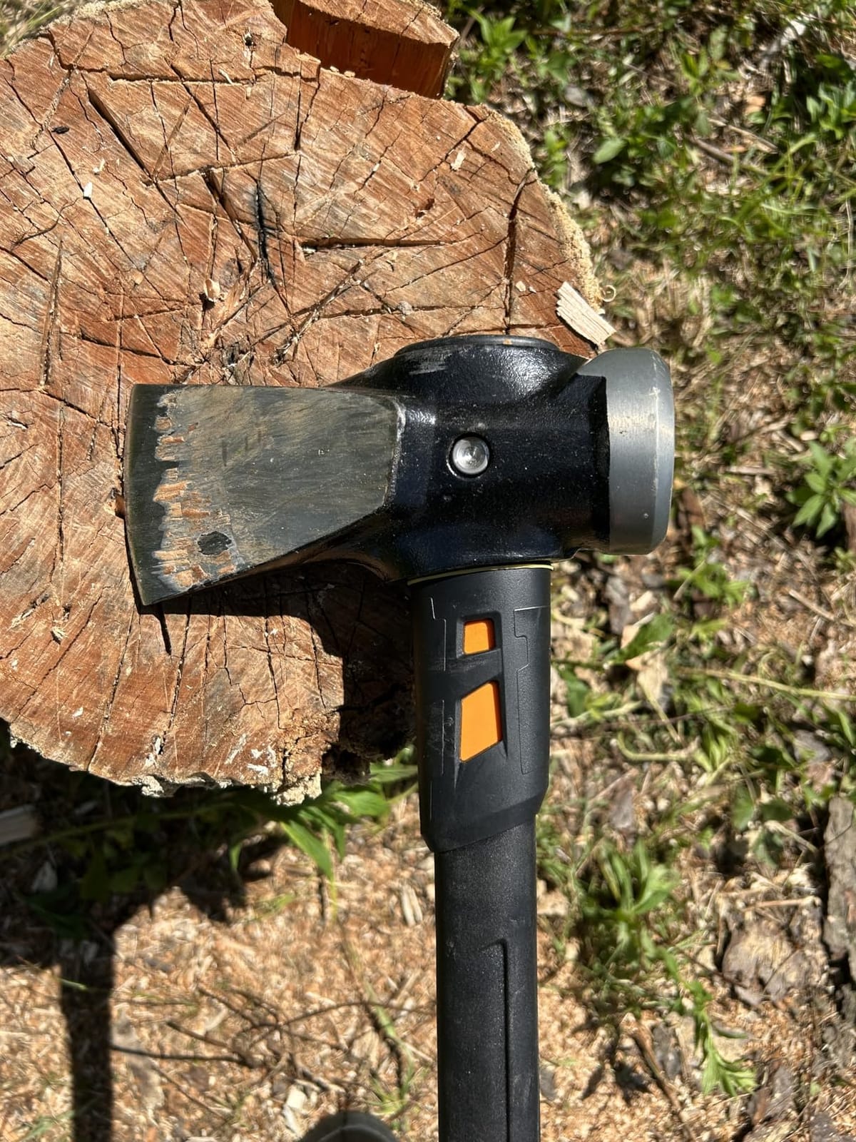 Fiskars Pro IsoCore 8 lb Splitting Maul, 36