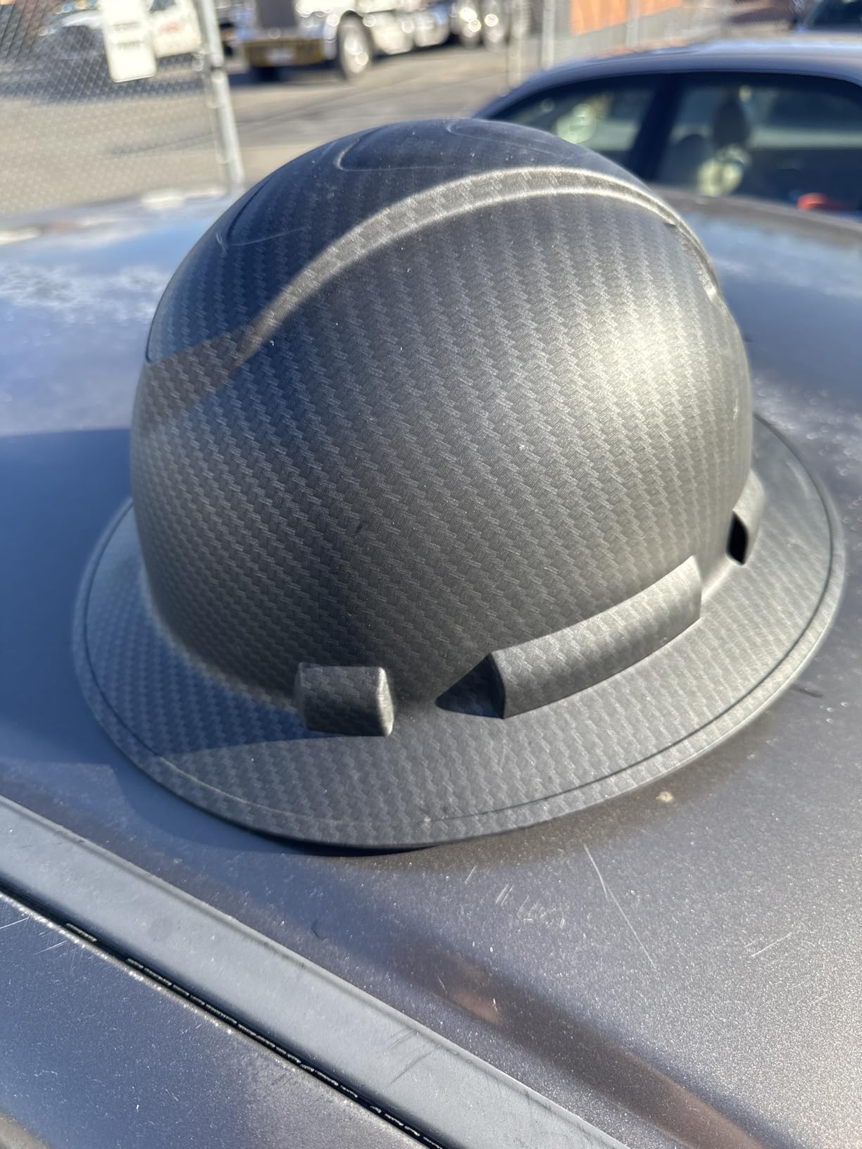 Pyramex Ridgeline Full Brim Hard Hat 4 Point Ratchet Matte Black Graphite Pattern customer photo 1