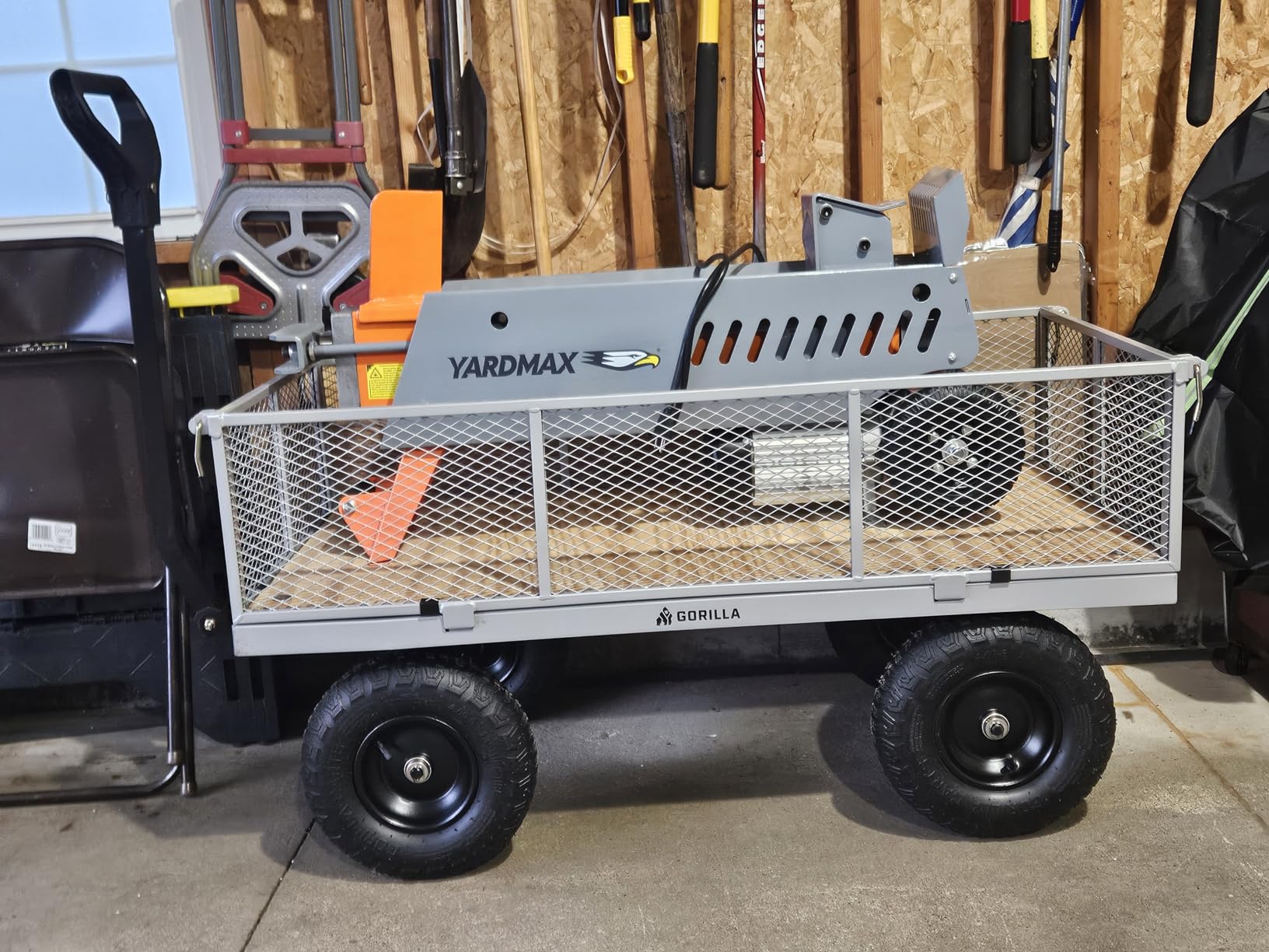 Gorilla Carts GOR1001-COM Steel Utility Cart, Heavy-Duty Convertible 2-in-1 Handle and Removable Sides, 7 cu ft, 1000 lb Capacity customer photo 1