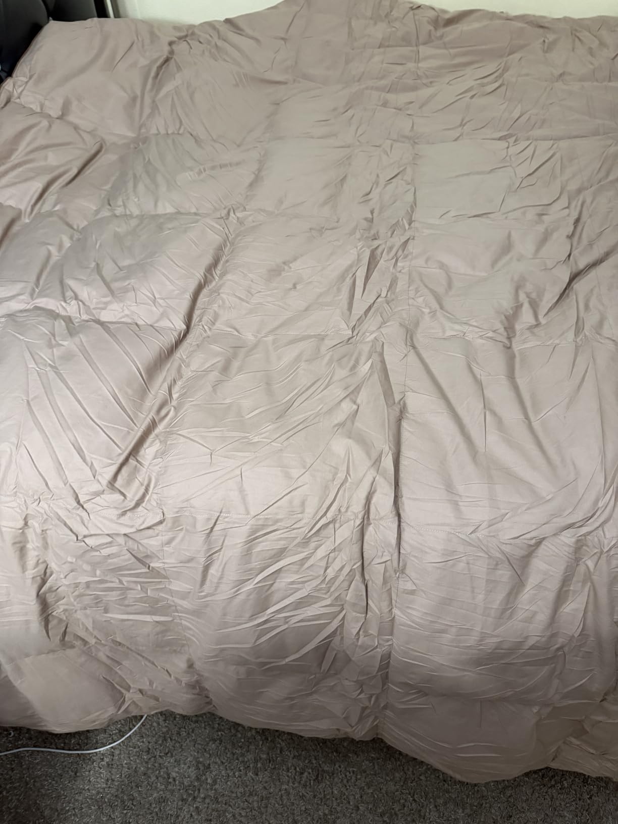 SNOWMAN Premium Down Comforter King Size, Khaki Duvet Insert All Season | Medium Warm Hotel Bedding Comforter with 8 Corner Tabs, 100% Organic Cotton Fabric, 3D Baffle Box Design(Khaki,106x90) customer photo 2