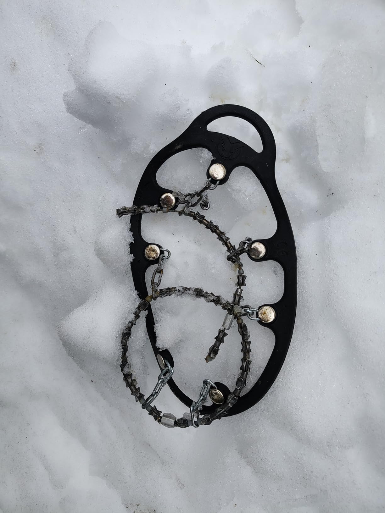 Yaktrax Diamond Grip - Full-Foot Traction on Ice, Snow, & Multi-Terrain Surfaces - Swiveling Diamond Bead Grip Points - Cold-Resistant Easy On/Off Elastic Upper Band customer photo 2