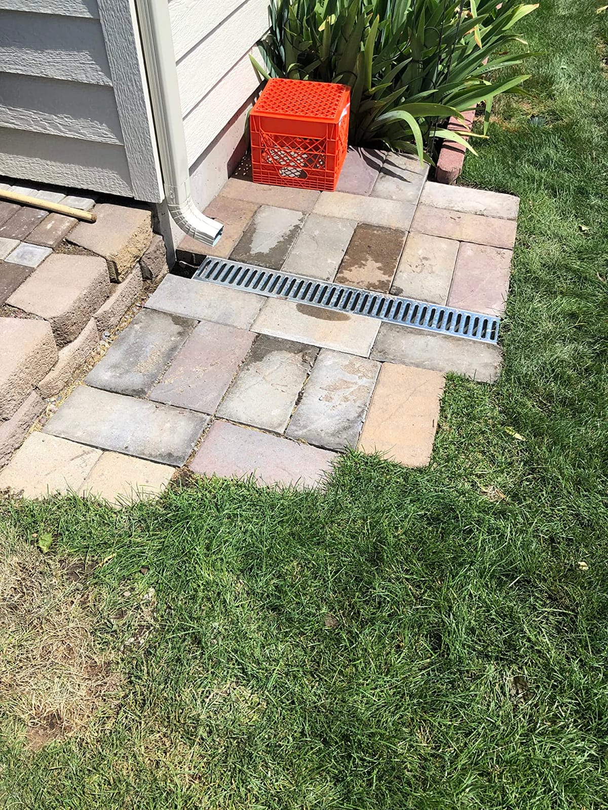 NDS Pro Series Channel Drain Kit, 5-1/2 in. X 39-3/8 in. Deep Profile Channel, Galv. Steel Grates, End Caps/Outlet, 5 in. customer photo 1