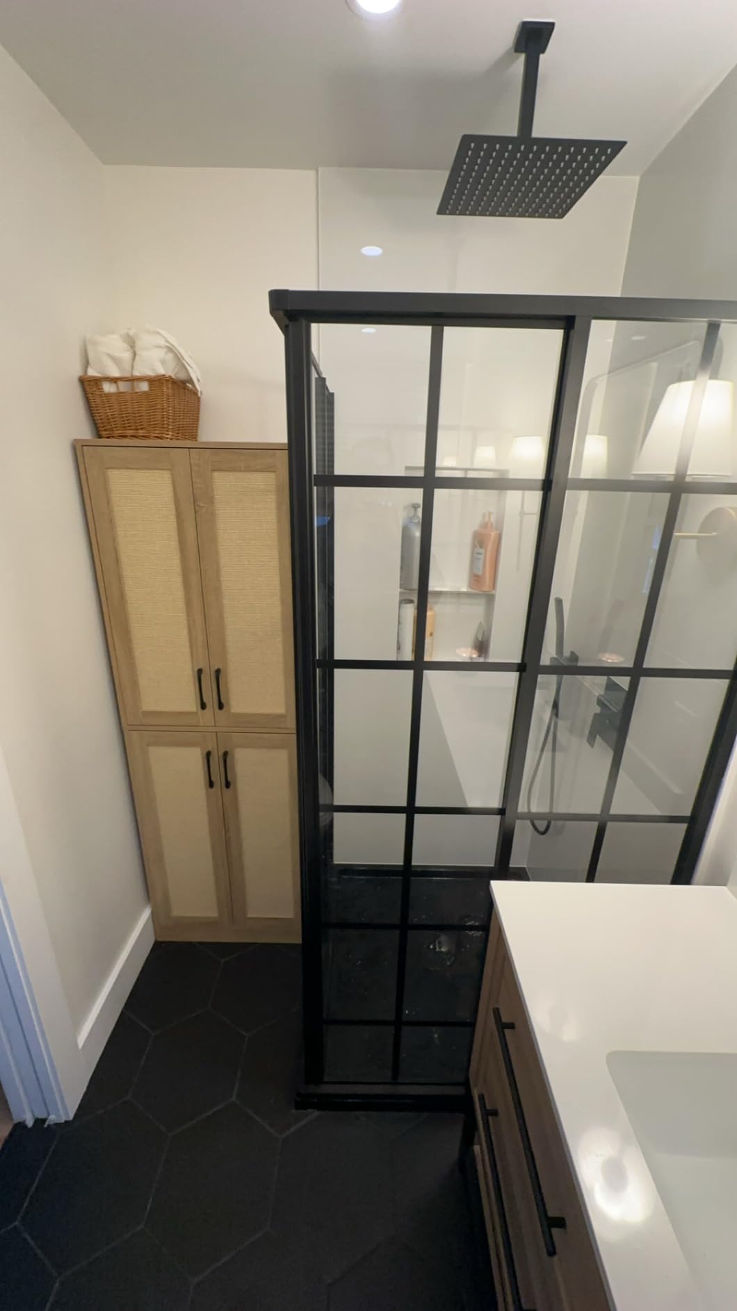 DreamLine French Corner 34 1/2 in. D x 34 1/2 in. W x 72 in. H Framed Sliding Shower Enclosure in Satin Black, SHEN-8134340-89 customer photo 1