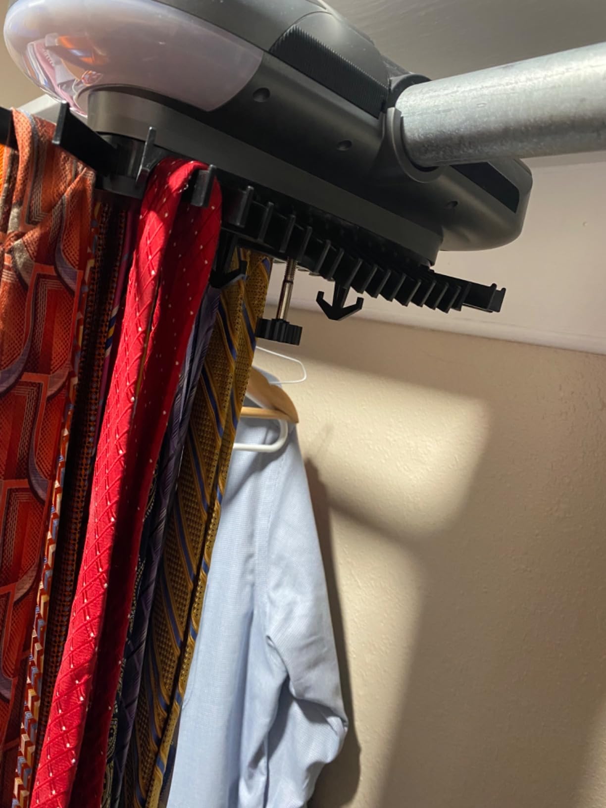 Motorized Tie Rack Closet Organizer, Holds & Displays Up to 50 Ties + 4 Belts, Automatic Rotation Operates with Batteries. Revolving Neckties On Rod, Great Gift Idea for Fathers Day customer photo 2