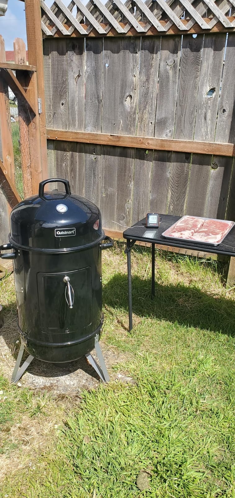 Cuisinart 18” Vertical Charcoal Smoker, Integrated Thermometer, Water Bowl and Dual Vents Perfect for Smoked Brisket, Chrome Plated Grates Smoker Grill for BBQ, Camping, Tailgates customer photo 2