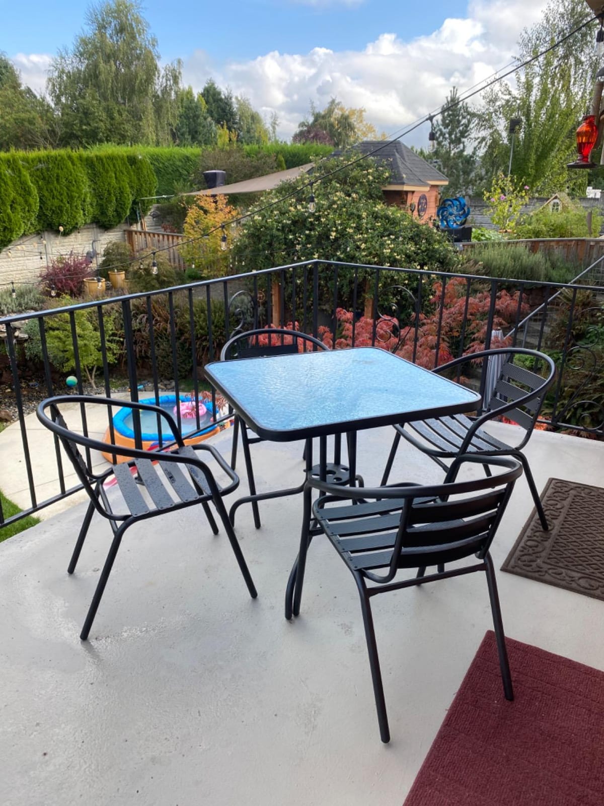 Flash Furniture Lila 4 Pack Silver Metal Restaurant Stack Chair with Aluminum Slats customer photo 2