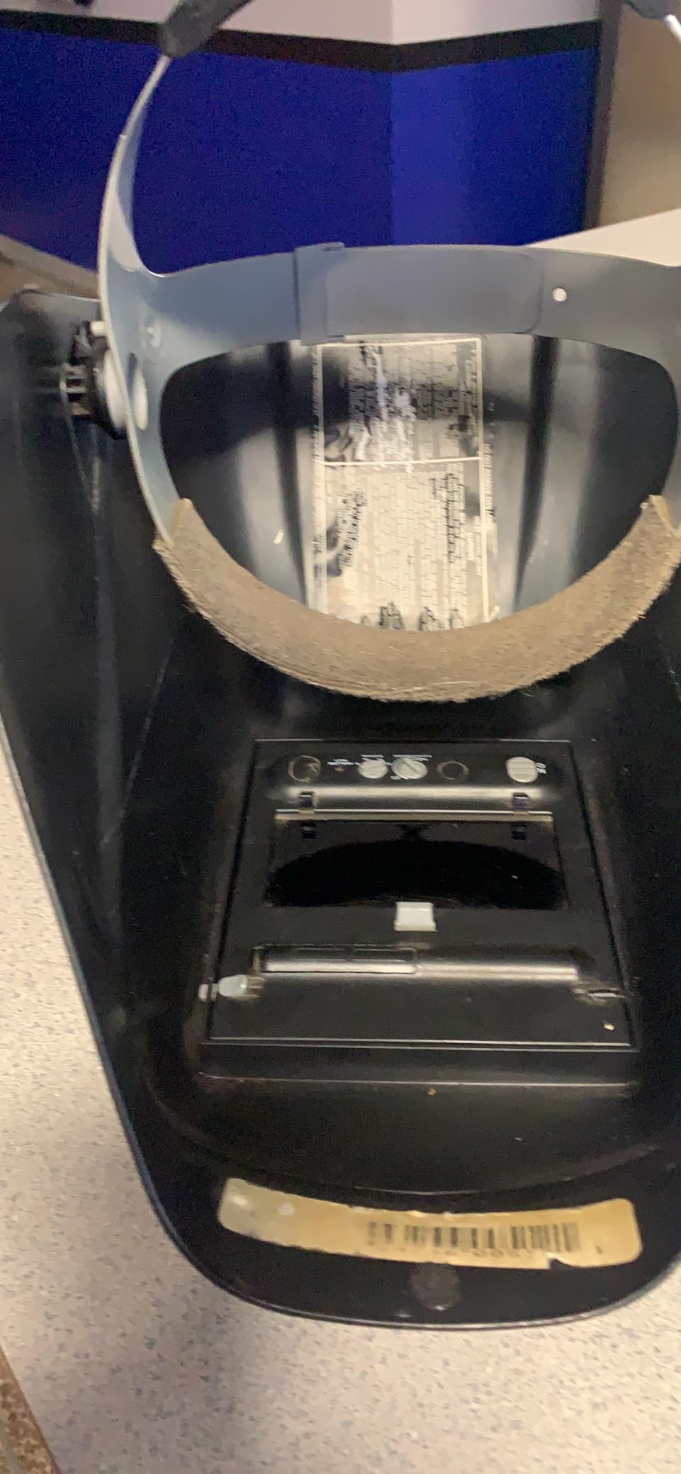 Jackson Safety Insight Auto Darkening Welding Helmet, ADF Hood - ANSI Z87.1 customer photo 1
