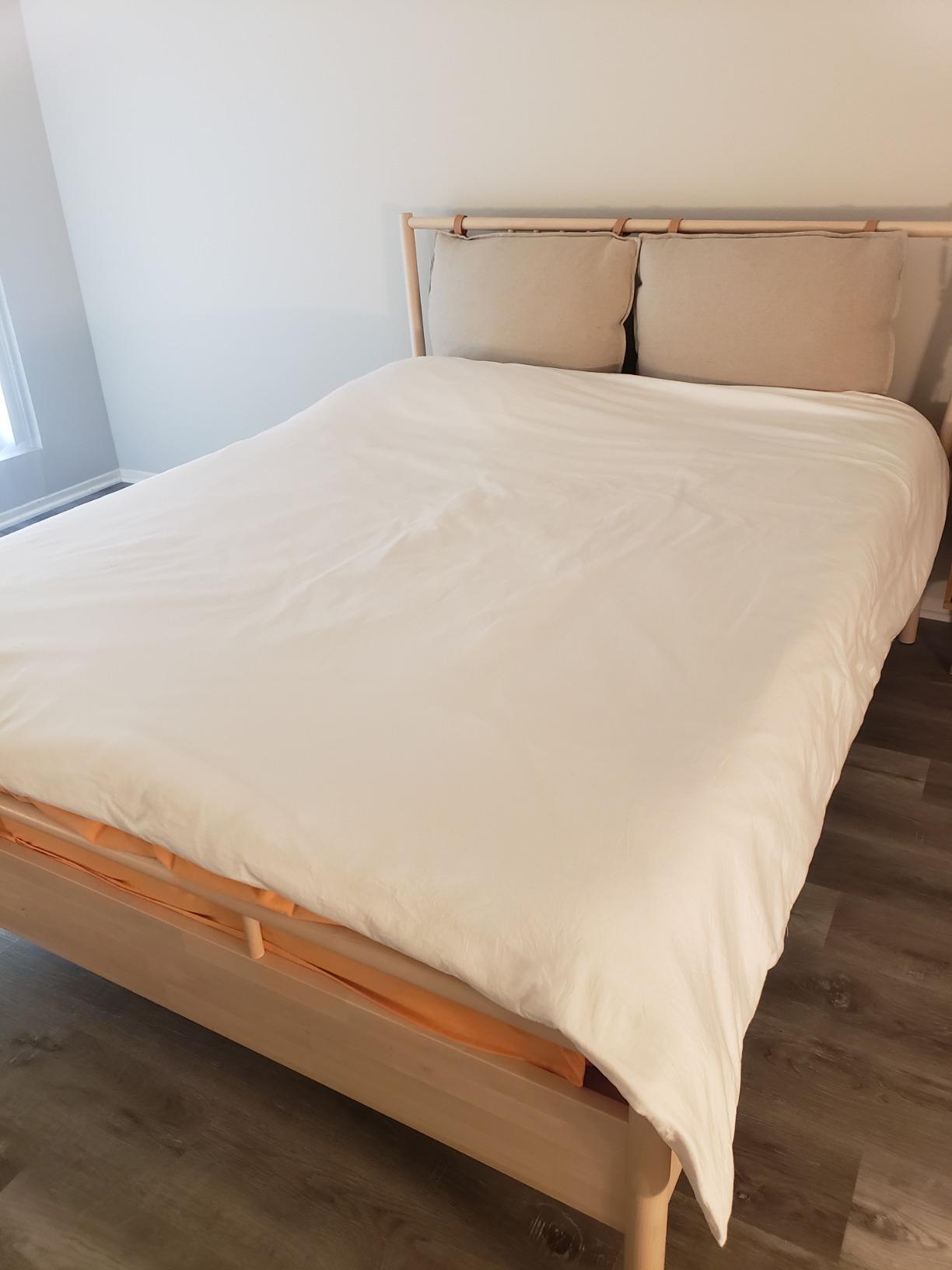LilySilk All Season Silk Comforter/Duvet/Quilt, 100% Silk Floss Filling with 100% Cotton Cover King(104x92 Inch,Silk Weight:2.0kg) customer photo 1