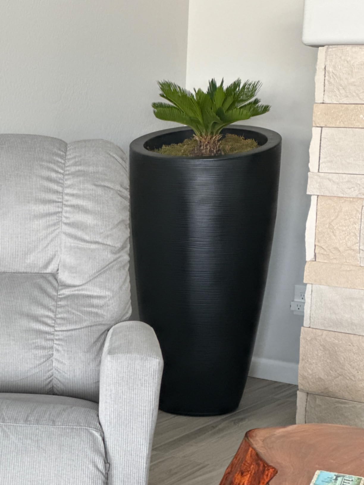Mayne Modesto 30in Round Modern Planter, Neptune Blue | All season, Indoor/Outdoor, Double-wall design, Fade resistant, 15-year warranty customer photo 1