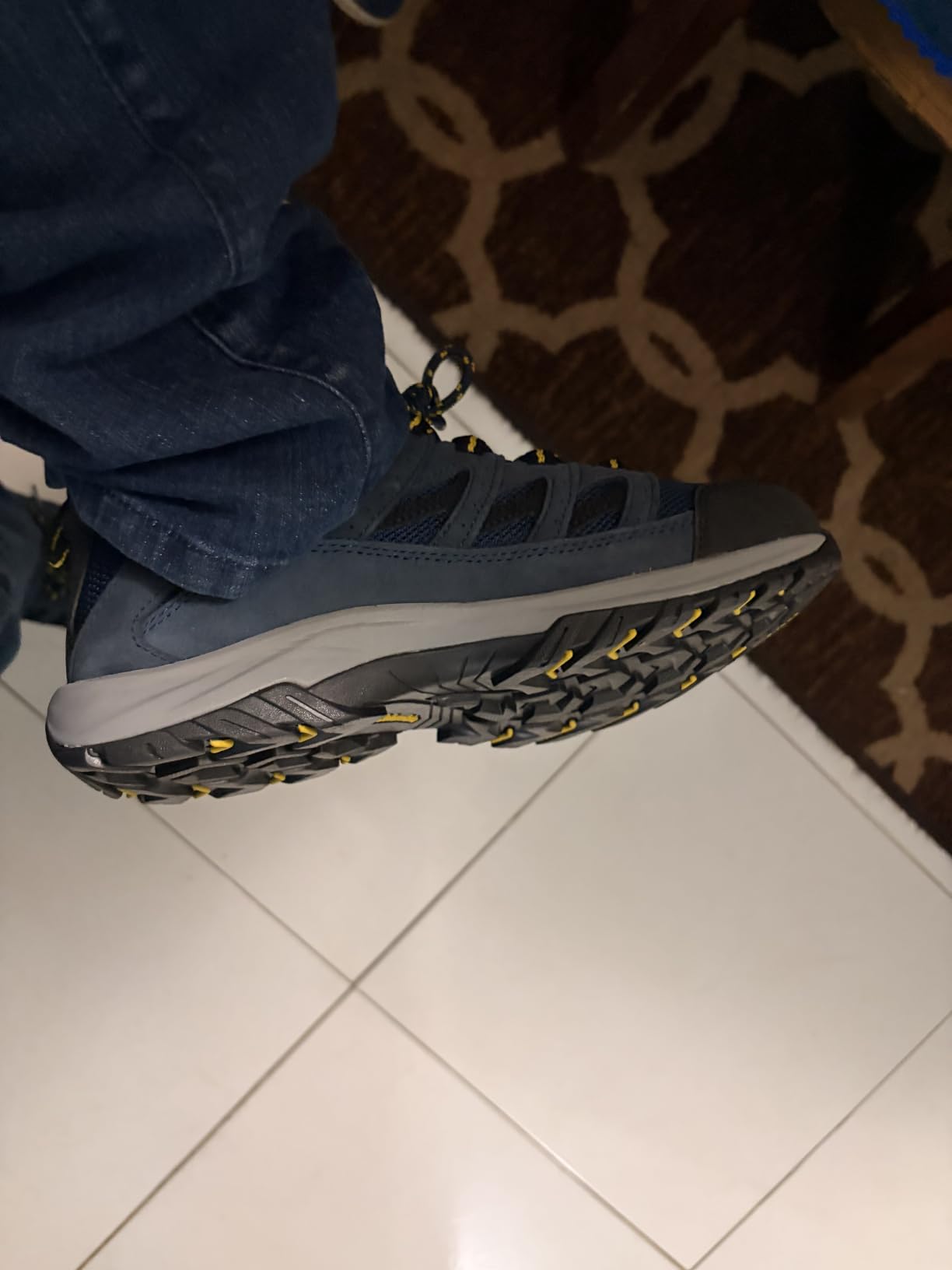 Columbia Men’s Crestwood Hiking Boots customer photo 2