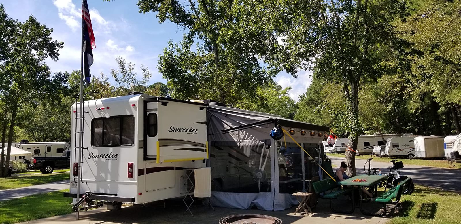 Solera Family Room RV Awning Screen Room, 15', for 10'-21' Manual or Power RV Awnings, Polyester Fabric Construction, Weatherproof, Storage Bag, Compatible with Solera, Dometic, Carefree - 362230 customer photo 1
