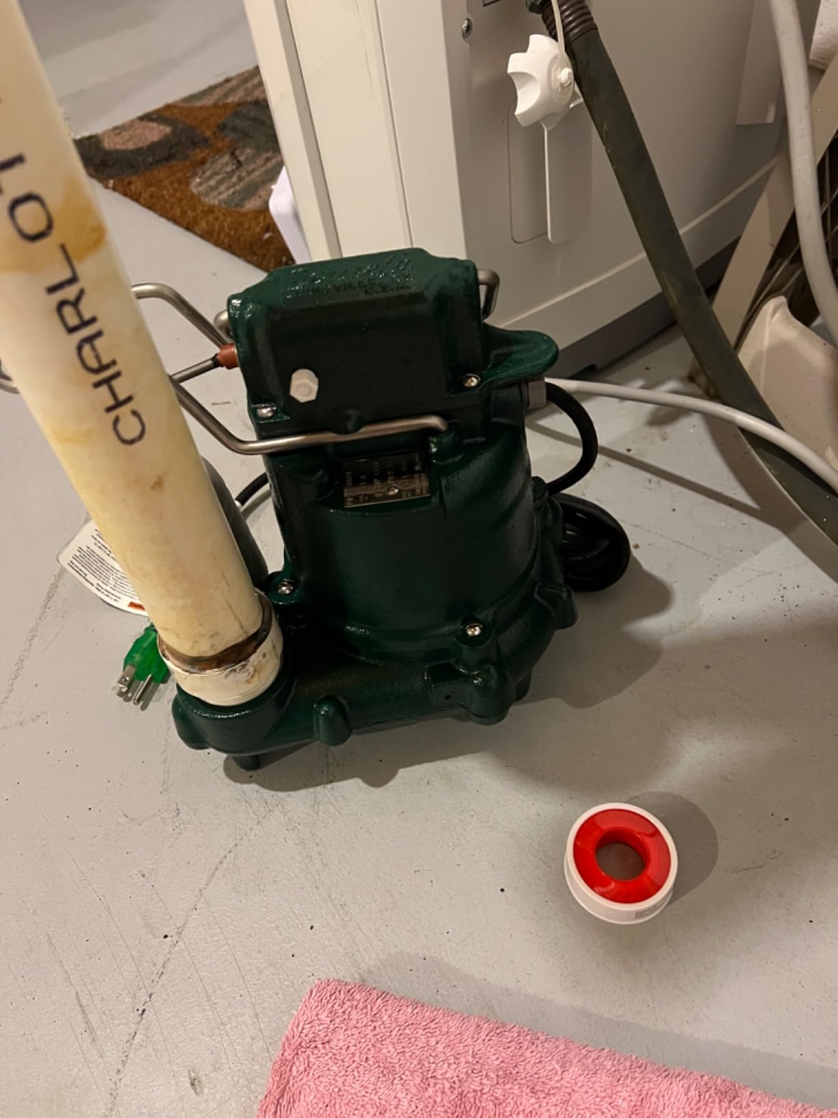 Zoeller M63 - Automatic Submersible Sump Pump - 3/10HP - Cast Iron -115V customer photo 1