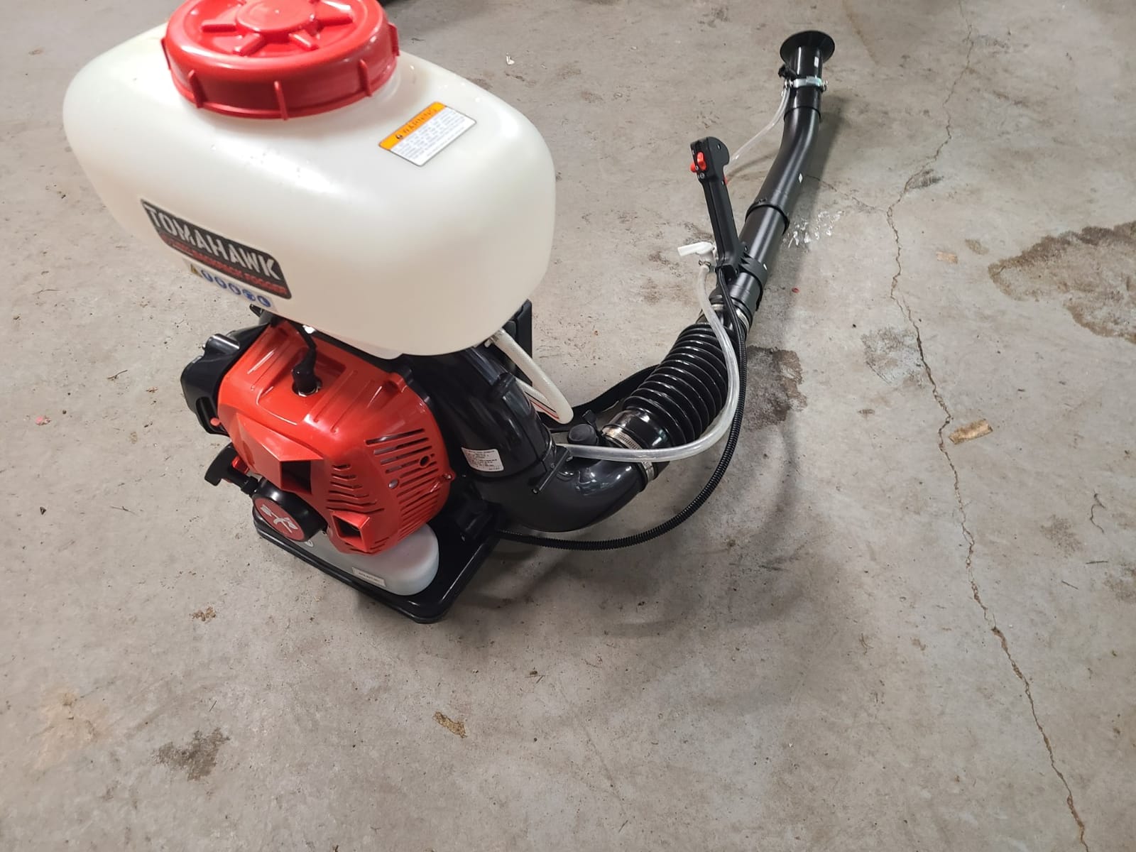 Tomahawk Power 3HP Backpack Mosquito Fogger Leaf Blower 3.7 Gallon Tank Garden Sprayer (Turbo Fogger) customer photo 1