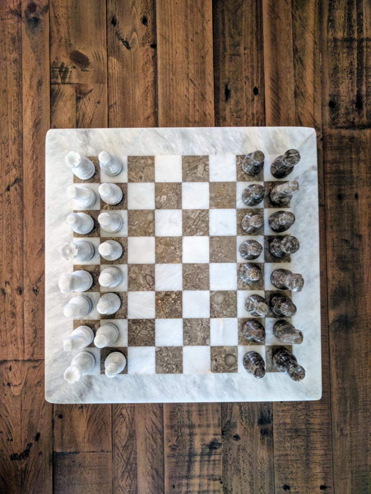 Radicaln Marble Chess Set 15