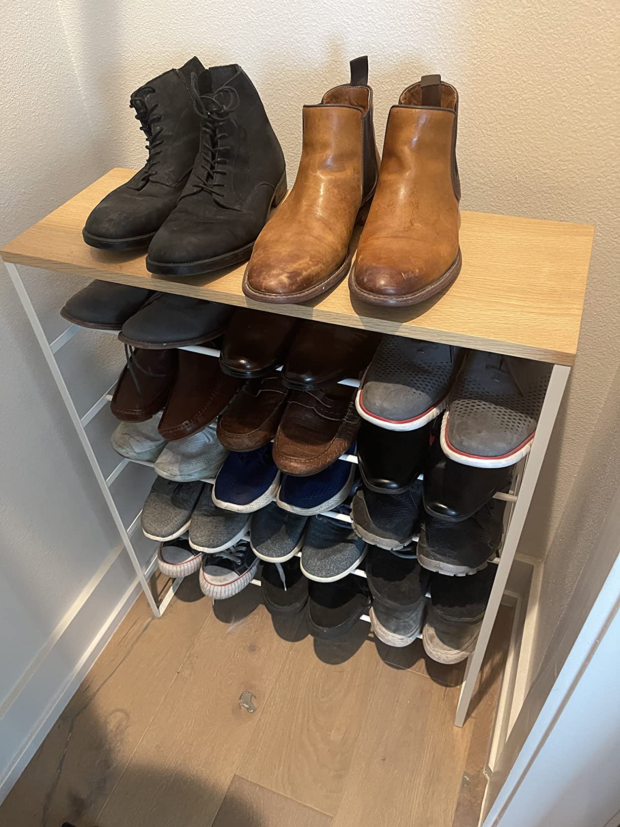 Yamazaki Home Six-Tier Shoe Organizer - Tall Slim Shoe Rack for Entryway or Closet, Narrow Metal Shoe Storage with Wooden Top, Modern Space-Saving Design, Steel, White, Easy Assembly customer photo 2