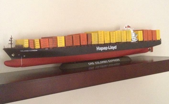 Revell Germany Container Ship Colombo Express Model Kit Model Building Kit customer photo 2