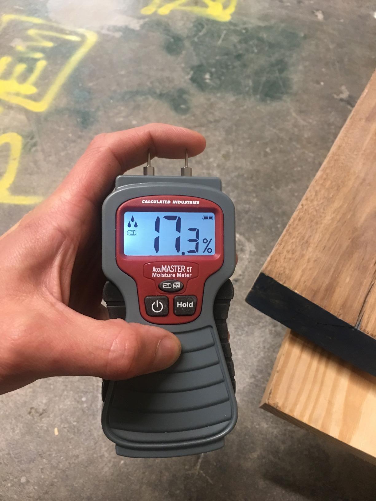Calculated Industries 7440 AccuMASTER XT Digital Moisture Meter | Handheld |Pin Type | Backlit LCD Display | Detects Leaks, Damp and Moisture in Wood, Walls, Ceilings, Carpet and Firewood customer photo 2