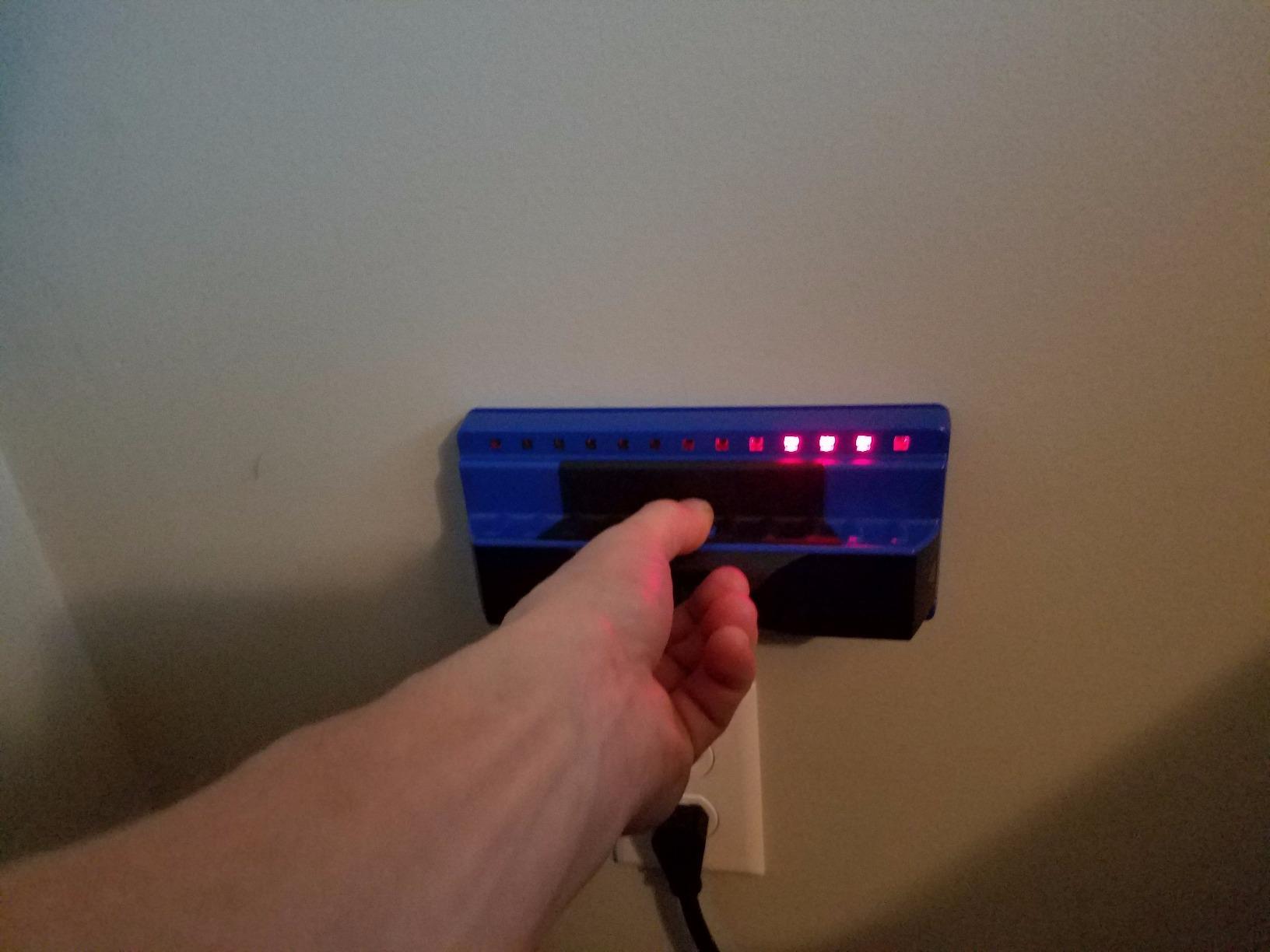 Franklin Sensors ProSensor 710+ 13-Sensor Stud Finder Wall Scanner, Blue | Accurate Wood and Metal Stud Detector With Built-in Bubble Level, Made in the USA, Shows Full Width of Studs customer photo 2