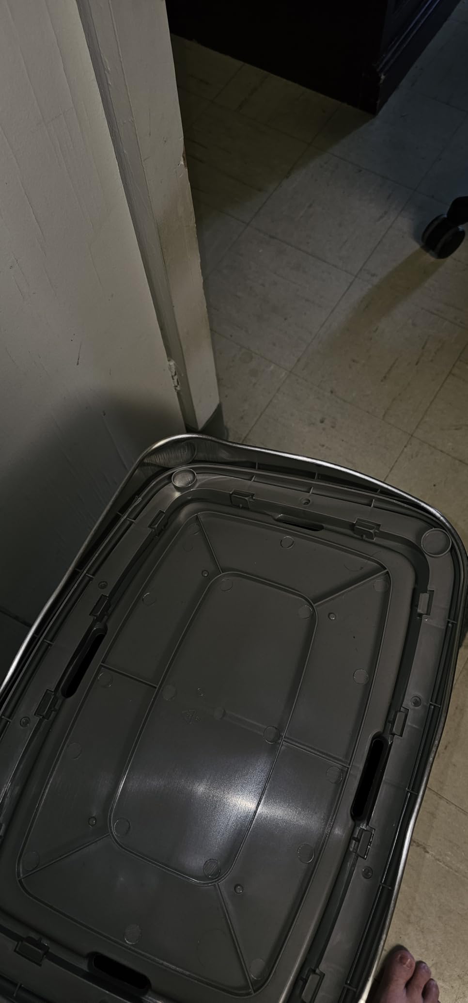 Ninestars 13 Gallon Automatic Trash Can, 50L Touchless Motion Sensor Garbage Can with Odor-Sealing Lid, Rectangular Stainless Steel, Silver Trim customer photo 2