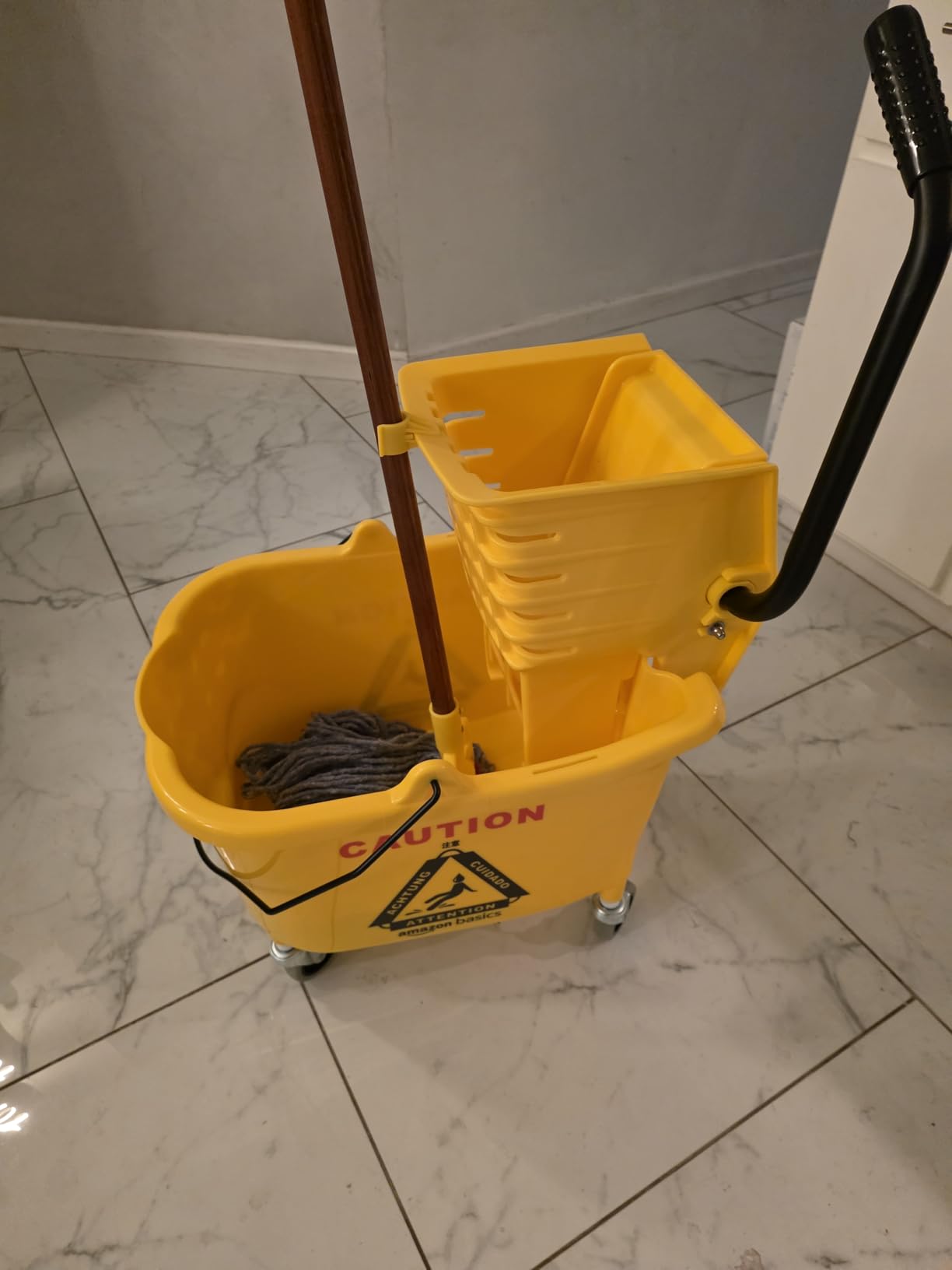 Amazon Basics Commercial Side Press Wringer Floor Cleaning Mop Bucket on Wheels, 35-Quart, Yellow customer photo 1