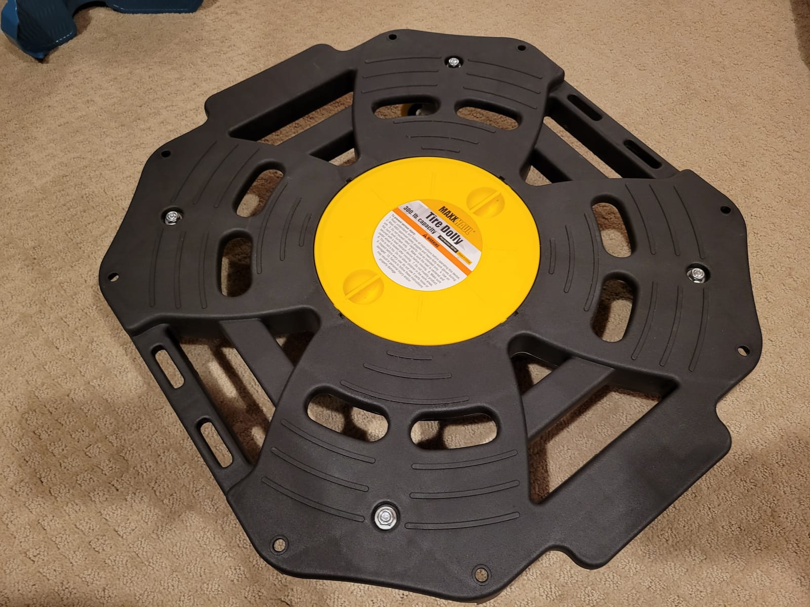 MaxxHaul Heavy Duty Tire Dolly 300 lb Capacity Rolling Wheel Dolly with 4 Swivel Casters Portable Tire Storage and Transport Mover for Garage Shop and Warehouse (80746) customer photo 1