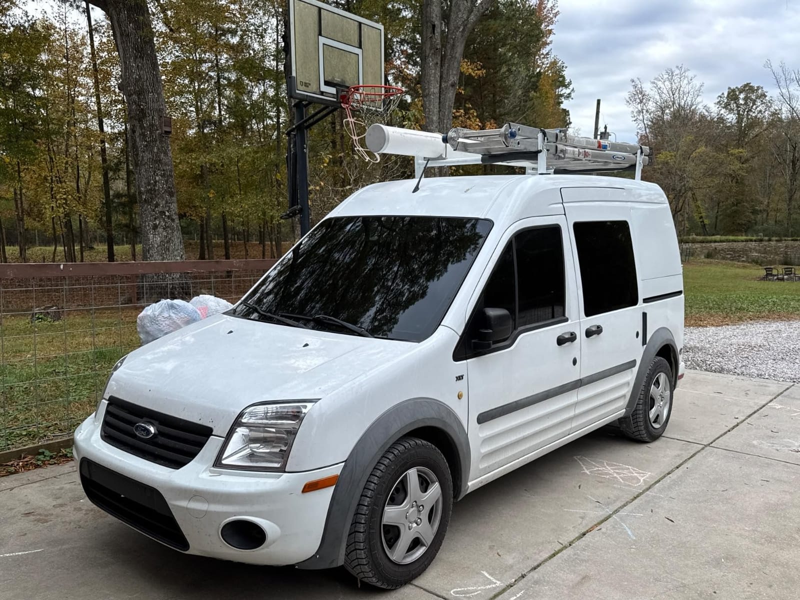 Model DX36 Compatible Ford Transit Connect 2008-13 Aluminum 3 Bar Utility Drilling Van Roof Ladder Rack System - Matte White customer photo 2