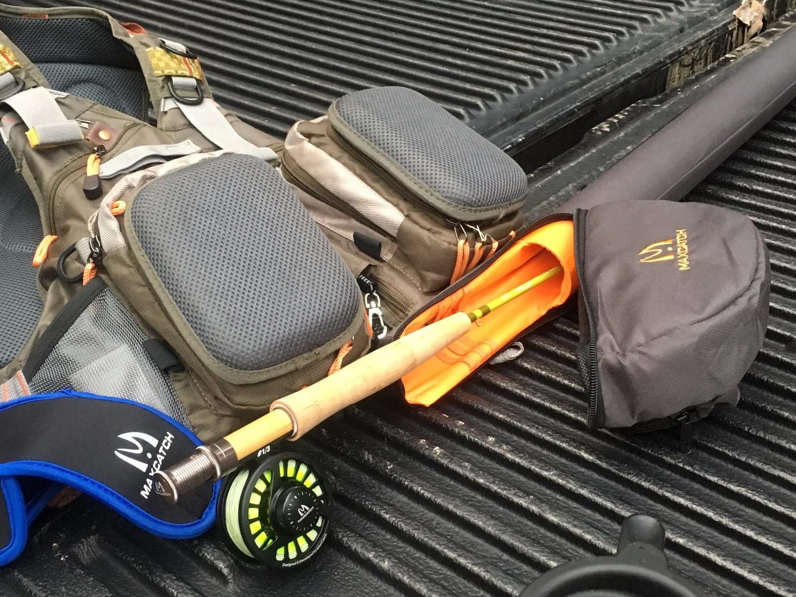 MAXIMUMCATCH Fly Fishing Rod Case with Reel Pouch, Complete Protection Bag, 9FT 2/4 Pieces Rod, Single (Gray, 9' 4sec) customer photo 1
