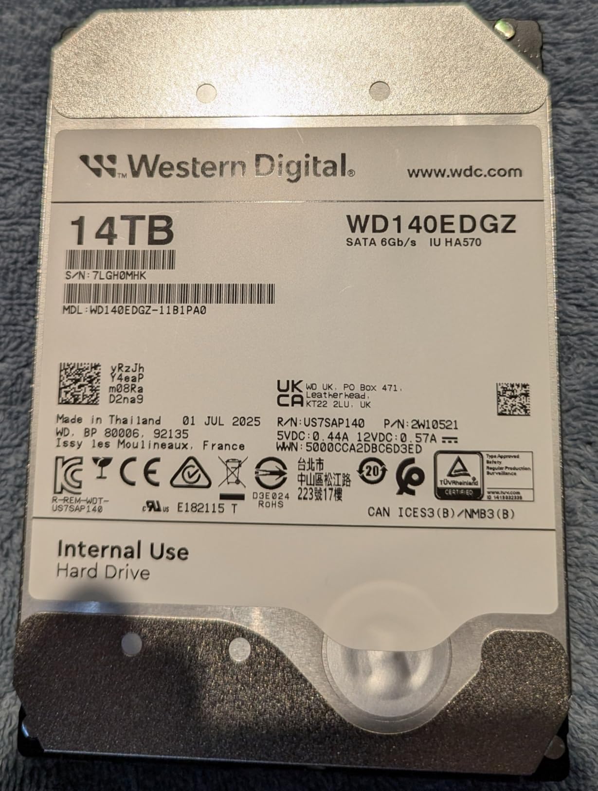Western Digital 6TB Elements Desktop USB 3.0 external hard drive for plug-and-play storage - WDBWLG0060HBK-NESN customer photo 2