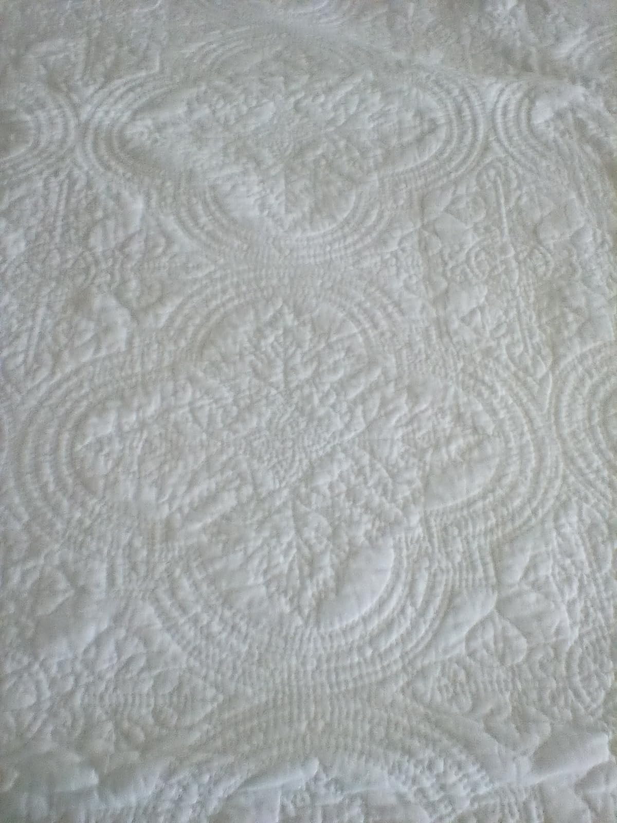 Cozy Line Home Fashions 100% Cotton Medallion Off White Matelasse Embossed Bedding Quilt Set, Reversible Lightweight Bedspread, Coverlet for All Season (Blantyre - Ivory, Queen - 3 piece) customer photo 2